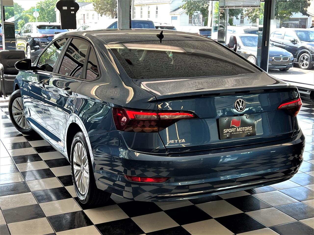 2019 Volkswagen Jetta Comfortline+New Tires+Heated Seats+CLEAN CARFAX Photo