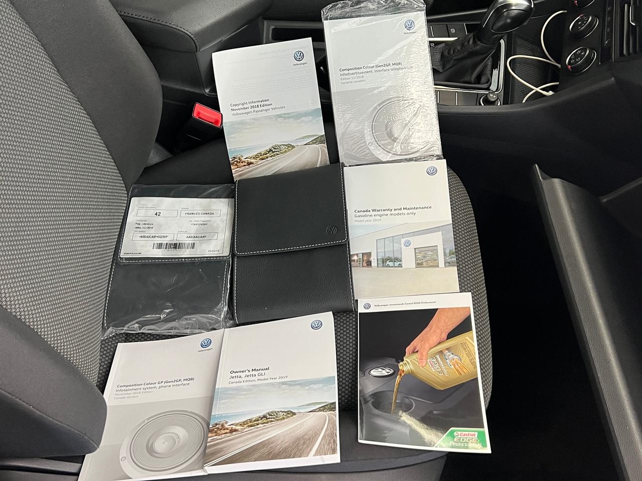 2019 Volkswagen Jetta Comfortline+New Tires+Heated Seats+CLEAN CARFAX Photo