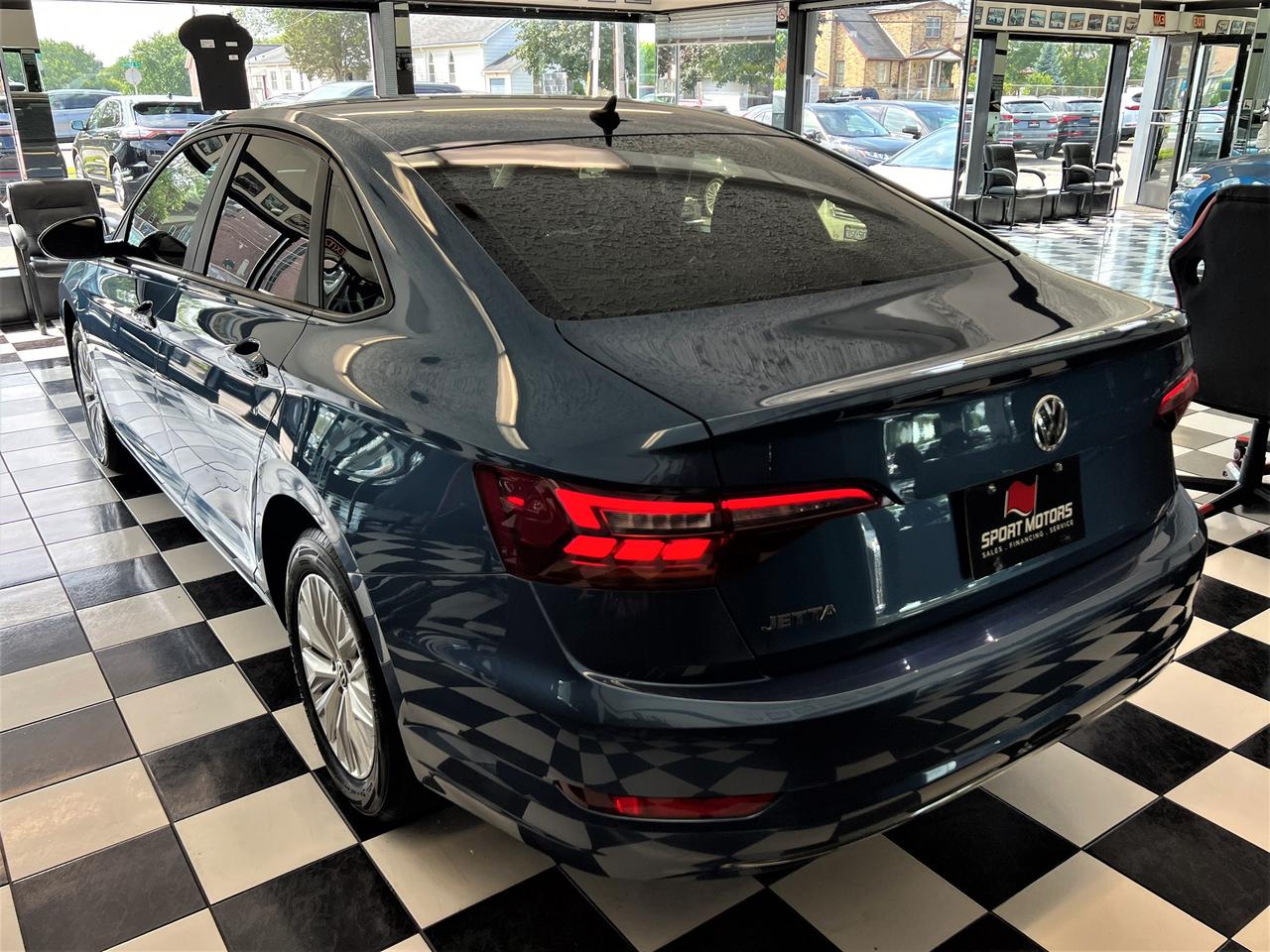 2019 Volkswagen Jetta Comfortline+New Tires+Heated Seats+CLEAN CARFAX Photo