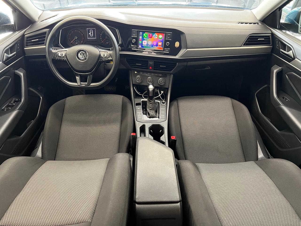 2019 Volkswagen Jetta Comfortline+New Tires+Heated Seats+CLEAN CARFAX Photo5