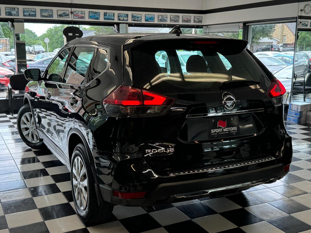 2018 Nissan Rogue S+New Tires+Blind Spot+ApplePlay+ACCIDENT FREE Photo