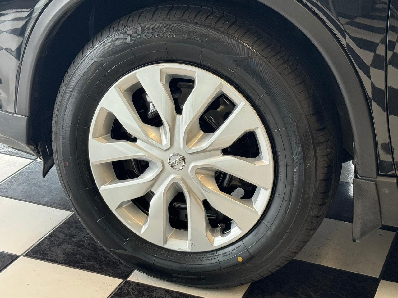 2018 Nissan Rogue S+New Tires+Blind Spot+ApplePlay+ACCIDENT FREE Photo
