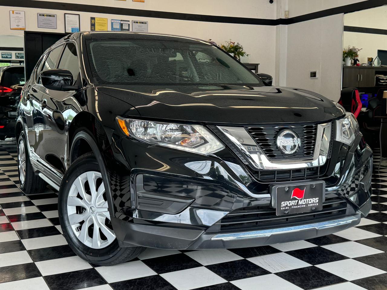 2018 Nissan Rogue S+New Tires+Blind Spot+ApplePlay+ACCIDENT FREE Photo