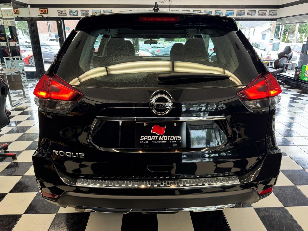 2018 Nissan Rogue S+New Tires+Blind Spot+ApplePlay+ACCIDENT FREE Photo