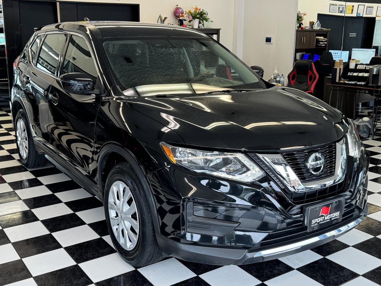 2018 Nissan Rogue S+New Tires+Blind Spot+ApplePlay+ACCIDENT FREE Photo