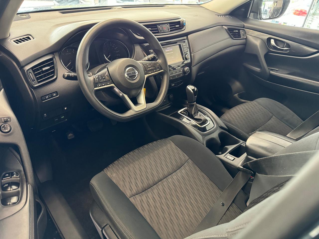 2018 Nissan Rogue S+New Tires+Blind Spot+ApplePlay+ACCIDENT FREE Photo