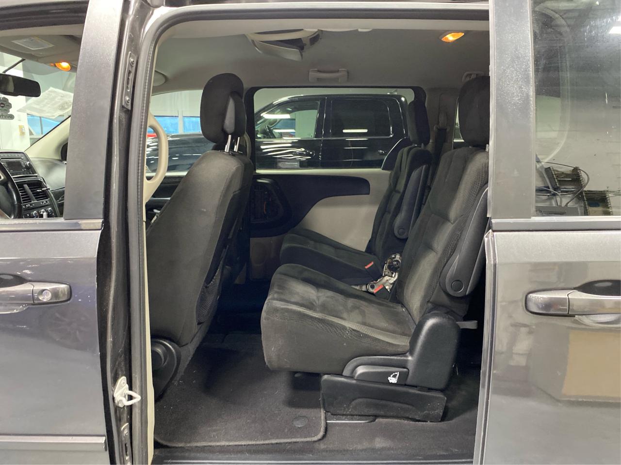 2016 Dodge Grand Caravan SXT Photo