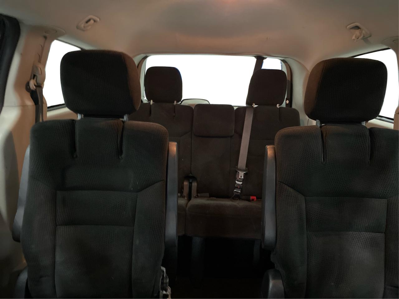 2016 Dodge Grand Caravan SXT Photo