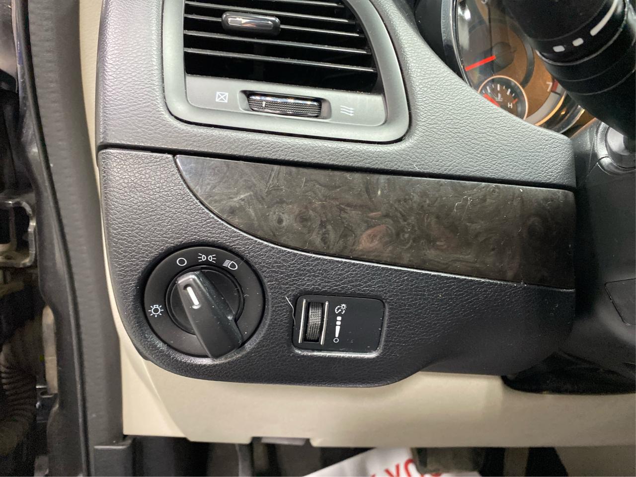 2016 Dodge Grand Caravan SXT Photo