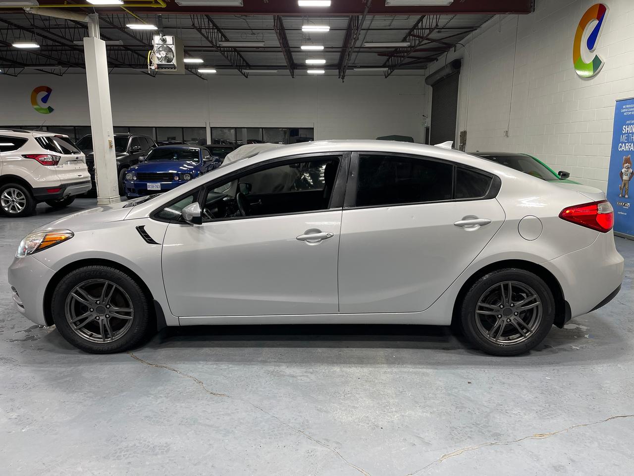2016 Kia Forte LX Photo5