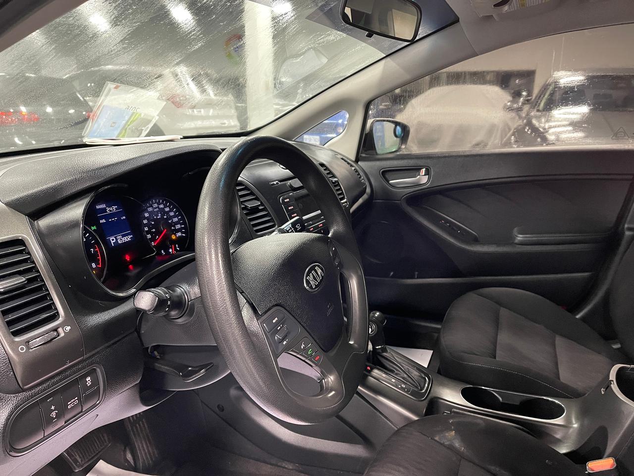 2016 Kia Forte LX Photo