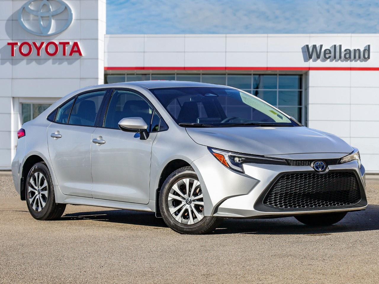 Recent Arrival! NO ACCIDENTS!! Premium Cloth Seats Heated Seats, Heated and Power Door Mirrors, Keyless Entry, Fully Automatic Headlights, Blind Spot Warning, Lane Departure Warning, Rear Collision Warning, Rear View Camera, Apple CarPlay/Android Auto, Bluetooth wireless phone connectivity. 
  
Every Pre-Owned vehicle at Welland Toyota goes through a rigorous 100-point inspection. We promise you will not be disappointed in the quality and condition of our inventory. Welland Toyota ensures quality and affordability. With the largest quality pre-owned vehicles to choose from, we are sure to have what you are looking for, at a price you can afford. Flexible finance options available. Response available via Text, Email, Phone, or Video Response! Please indicate which is most convenient, we are happy to correspond using your preferred method. Visit us at Welland Toyota today! One price, the right price. Every time... 
 
We are serving Welland, Niagara, Ancaster, Hamilton, Barrie, Innisfil, Cookstown, North Bay, Burlington, Dundas, Brantford, Guelph, Stoney Creek, Grimsby, Oakville, Kitchener, London, Toronto, Mississauga, Milton, Cambridge, Kitchener Waterloo, Cayuga, Caledonia, St. Catharines, and the entire GHA and GTA. 
 
Visit or call us today to see for yourself!