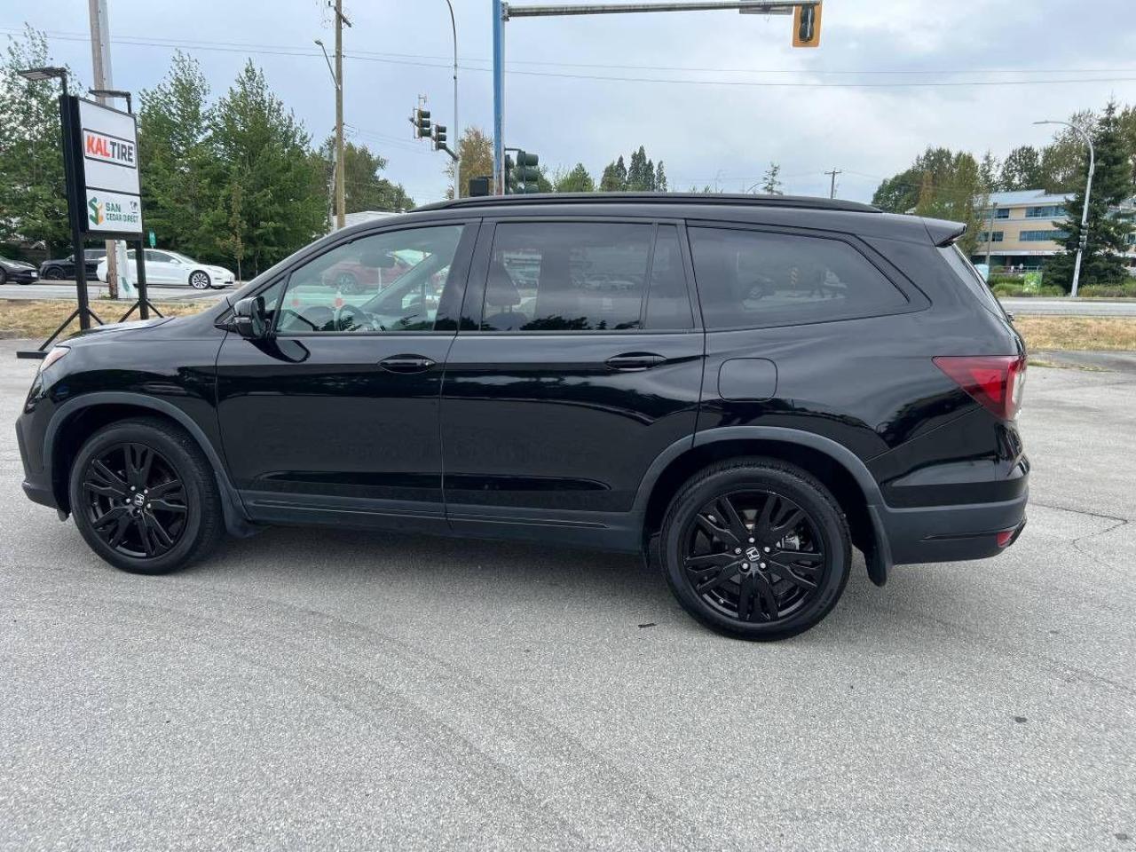 2019 Honda Pilot Black Edition AWD - Photo #6