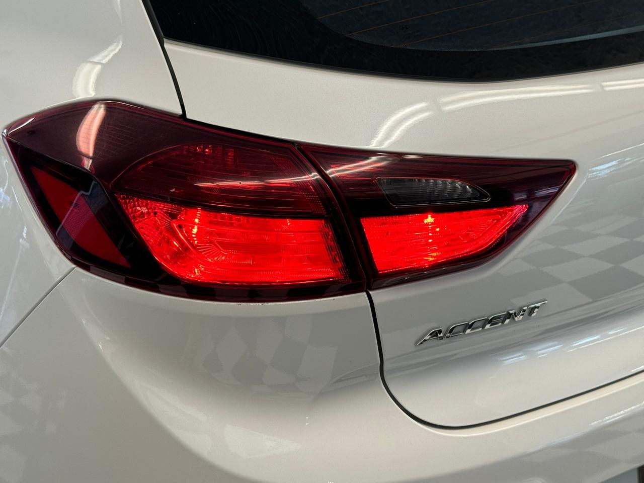 2019 Hyundai Accent Preferred+ApplePlay+Camera+New Tires+CLEAN CARFAX Photo