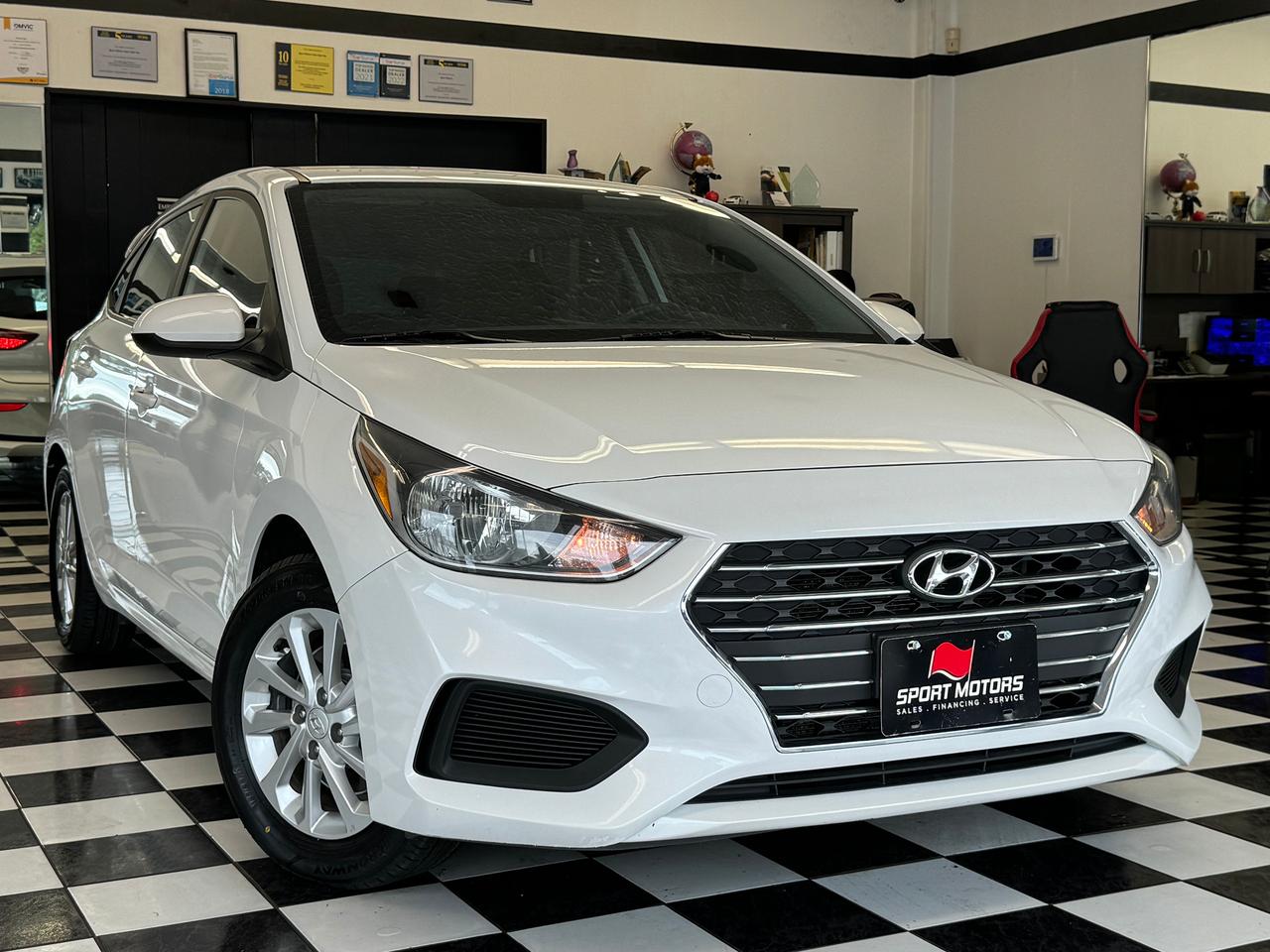 2019 Hyundai Accent Preferred+ApplePlay+Camera+New Tires+CLEAN CARFAX Photo