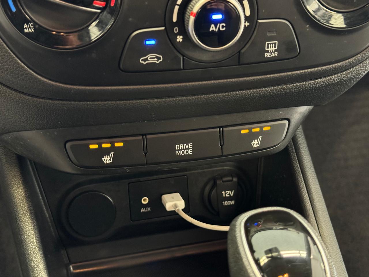 2019 Hyundai Accent Preferred+ApplePlay+Camera+New Tires+CLEAN CARFAX Photo