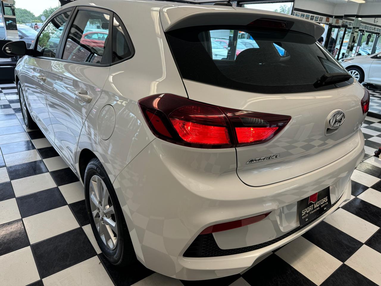 2019 Hyundai Accent Preferred+ApplePlay+Camera+New Tires+CLEAN CARFAX Photo