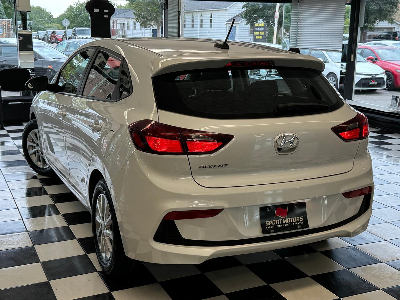 2019 Hyundai Accent Preferred+ApplePlay+Camera+New Tires+CLEAN CARFAX Photo