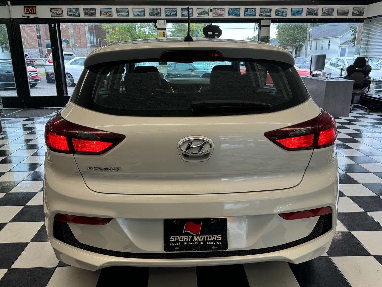 2019 Hyundai Accent Preferred+ApplePlay+Camera+New Tires+CLEAN CARFAX Photo