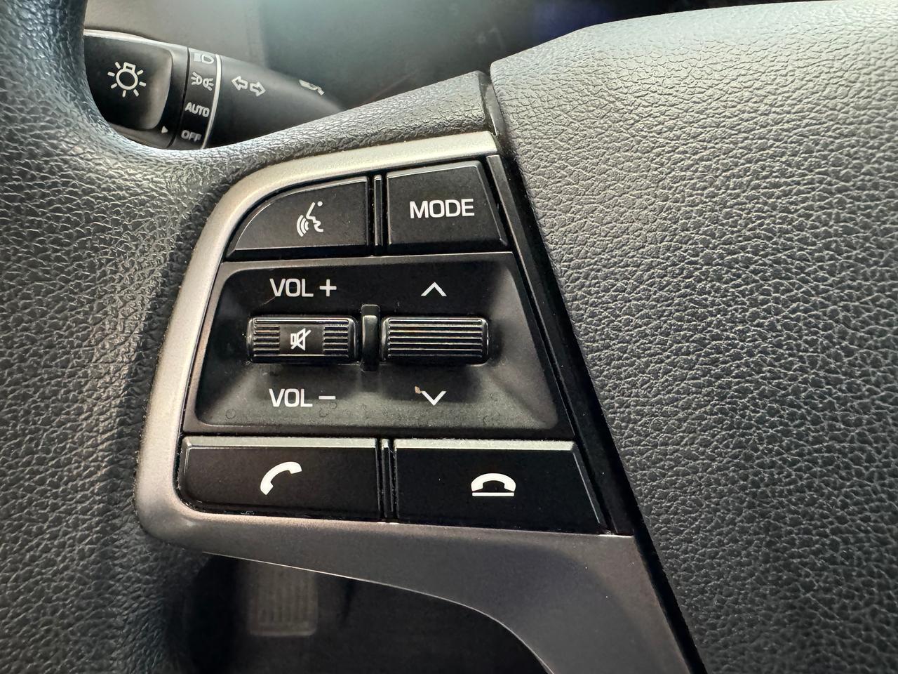 2019 Hyundai Accent Preferred+ApplePlay+Camera+New Tires+CLEAN CARFAX Photo