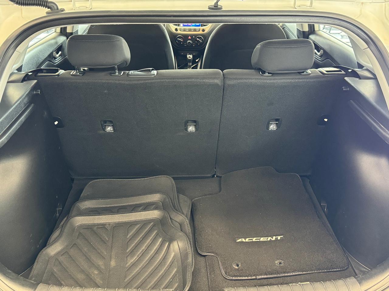 2019 Hyundai Accent Preferred+ApplePlay+Camera+New Tires+CLEAN CARFAX Photo