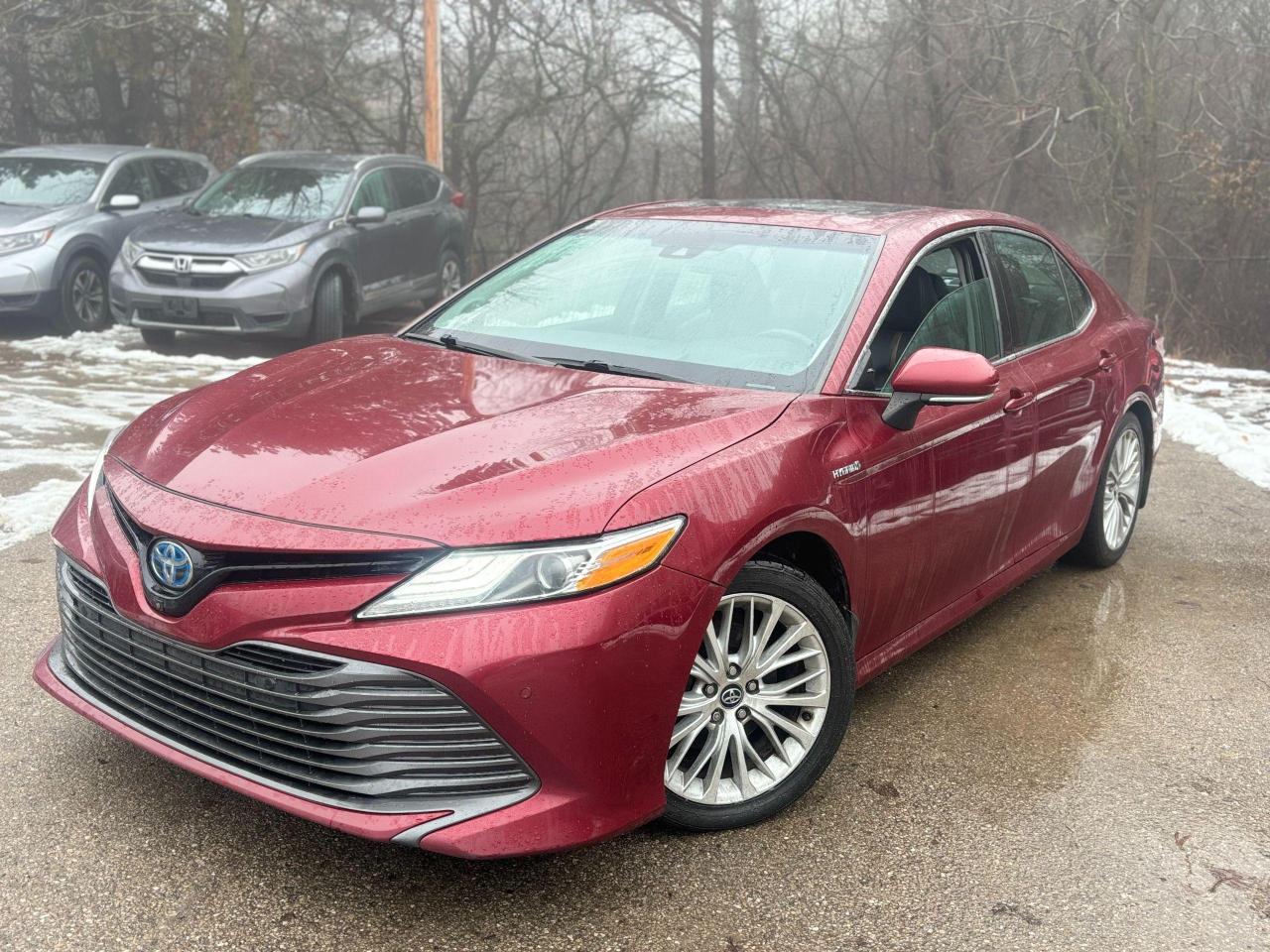 Used 2018 Toyota Camry HYBRID,LEATHER,S/ROOF,NAV,NO ACCIDENT,SAFETY INCLU for sale in Richmond Hill, ON