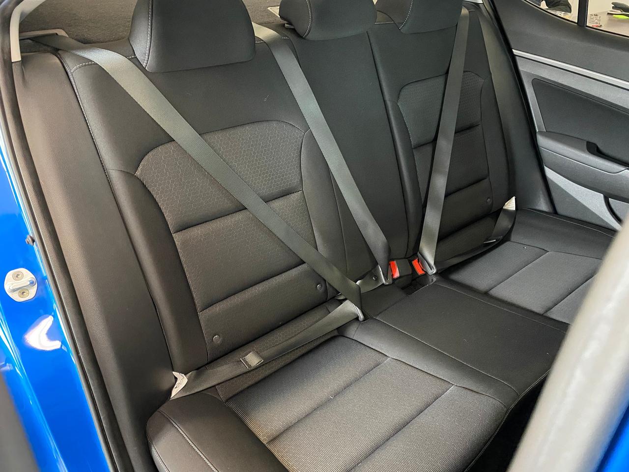 2017 Hyundai Elantra GL+New Tires+Brakes+ApplePlay+CLEAN CARFAX Photo