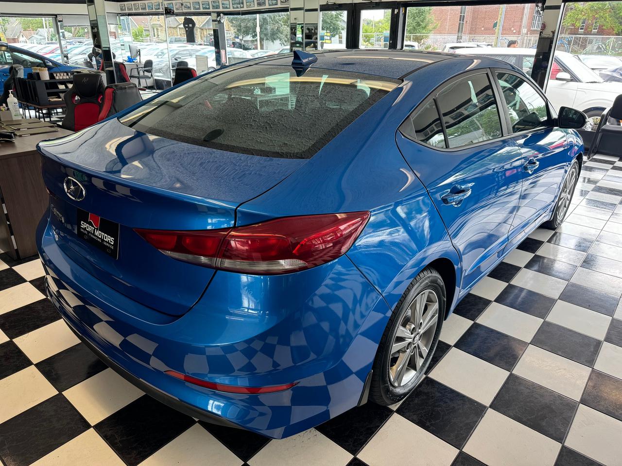 2017 Hyundai Elantra GL+New Tires+Brakes+ApplePlay+CLEAN CARFAX Photo