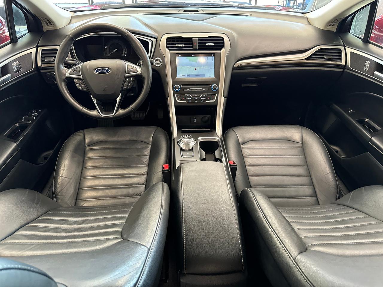 2017 Ford Fusion SE AWD+Leather+Roof+GPS+New Tires+Brakes+ApplePlay Photo5
