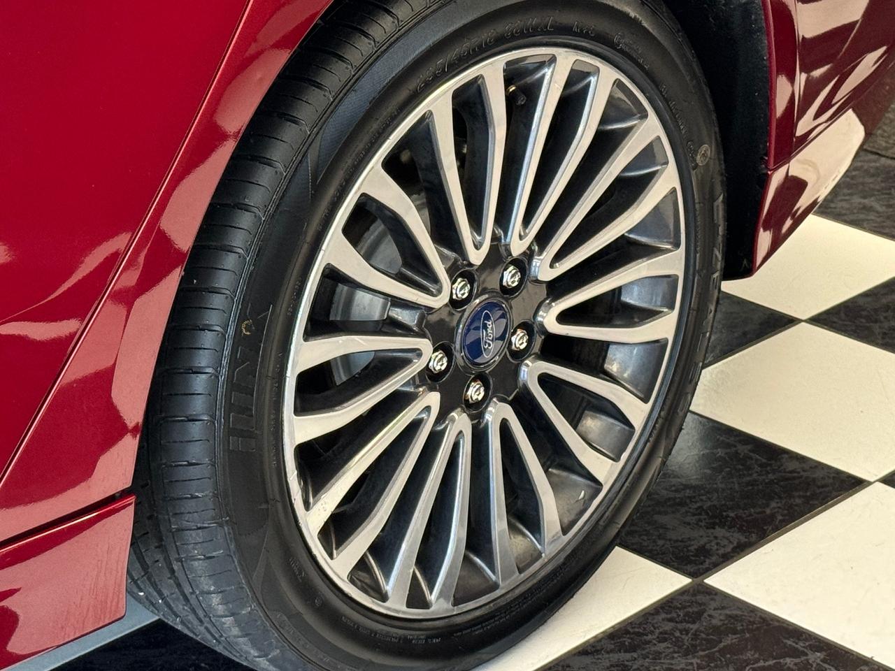 2017 Ford Fusion SE AWD+Leather+Roof+GPS+New Tires+Brakes+ApplePlay Photo