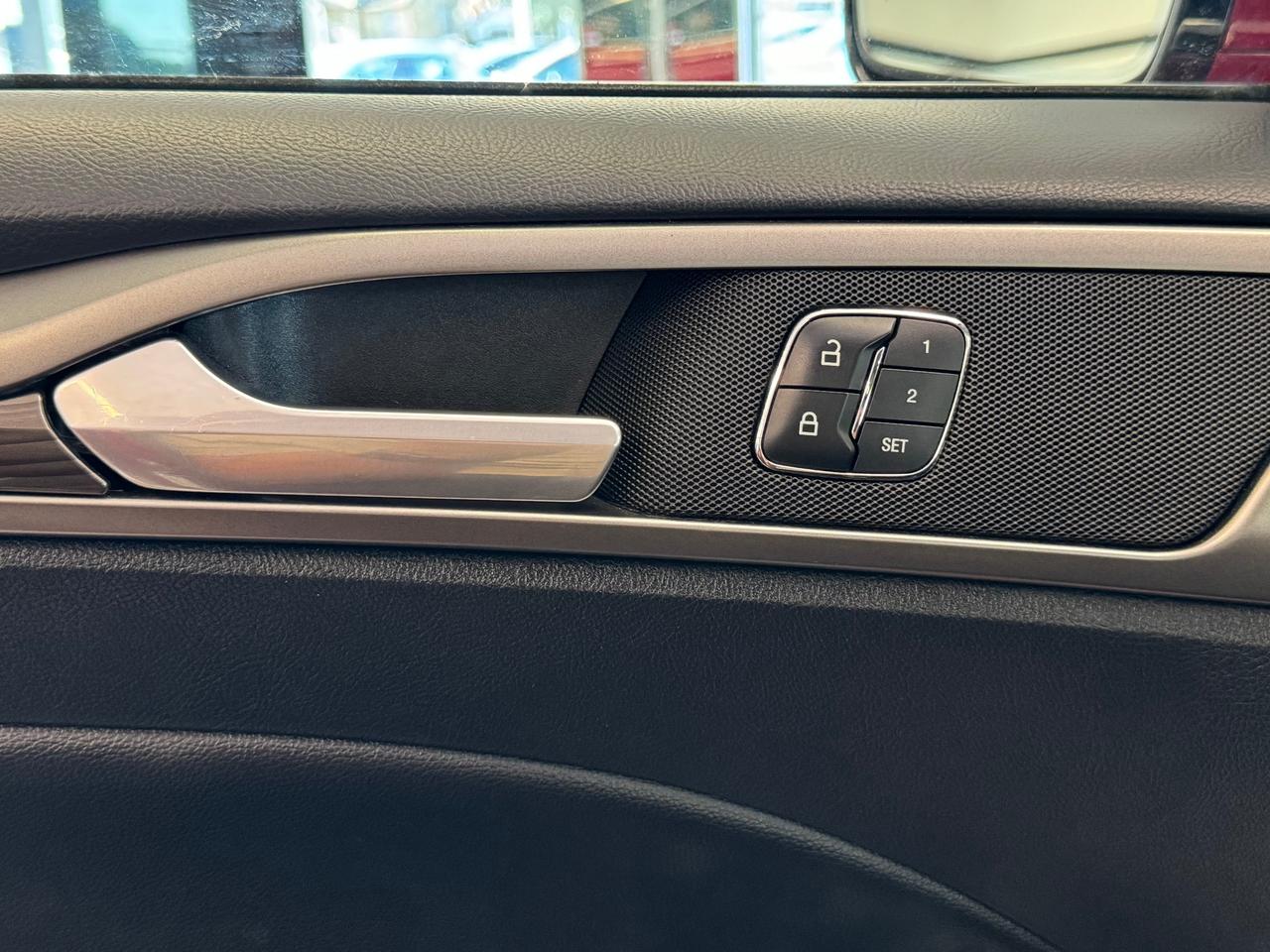 2017 Ford Fusion SE AWD+Leather+Roof+GPS+New Tires+Brakes+ApplePlay Photo