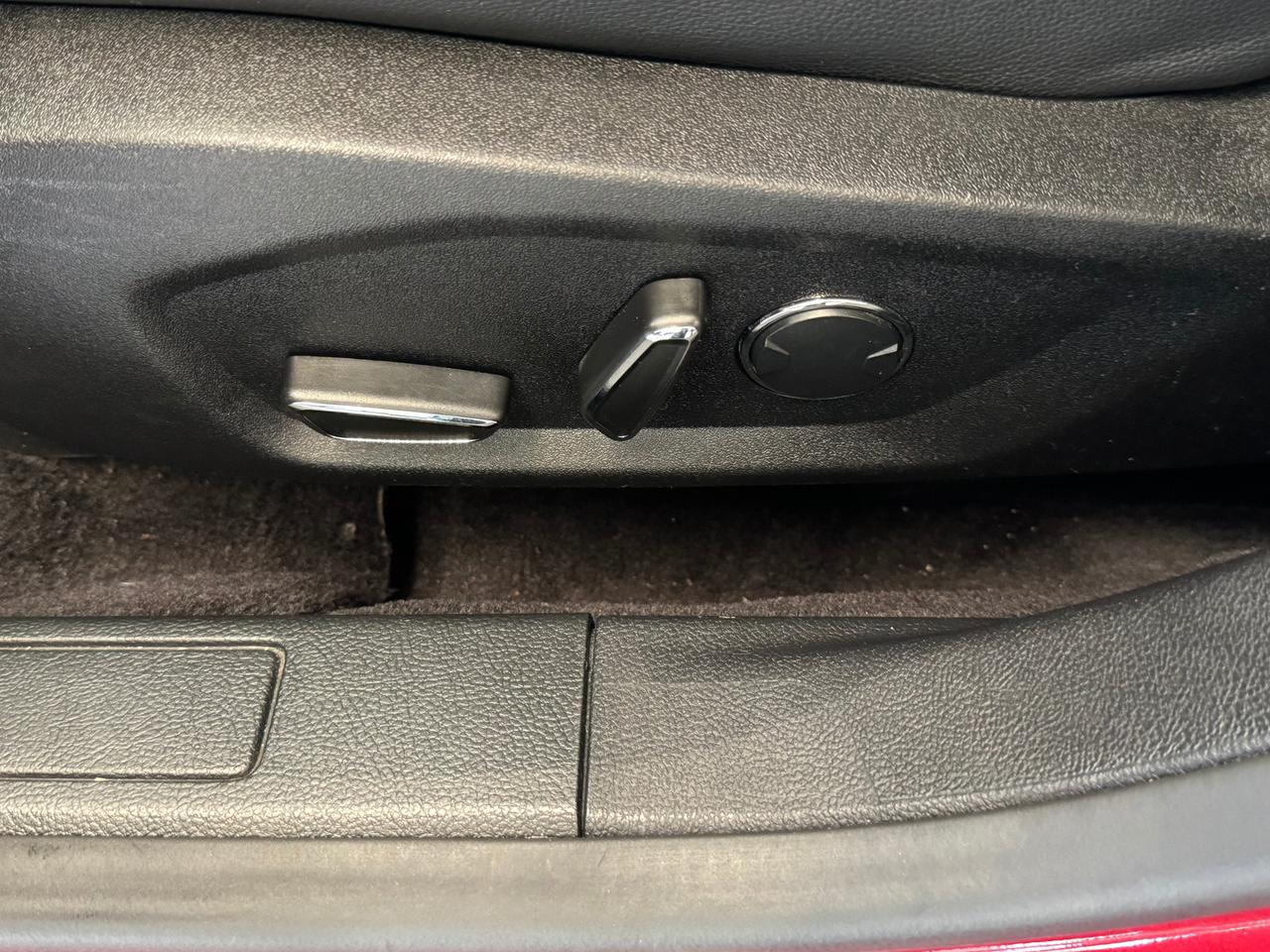 2017 Ford Fusion SE AWD+Leather+Roof+GPS+New Tires+Brakes+ApplePlay Photo