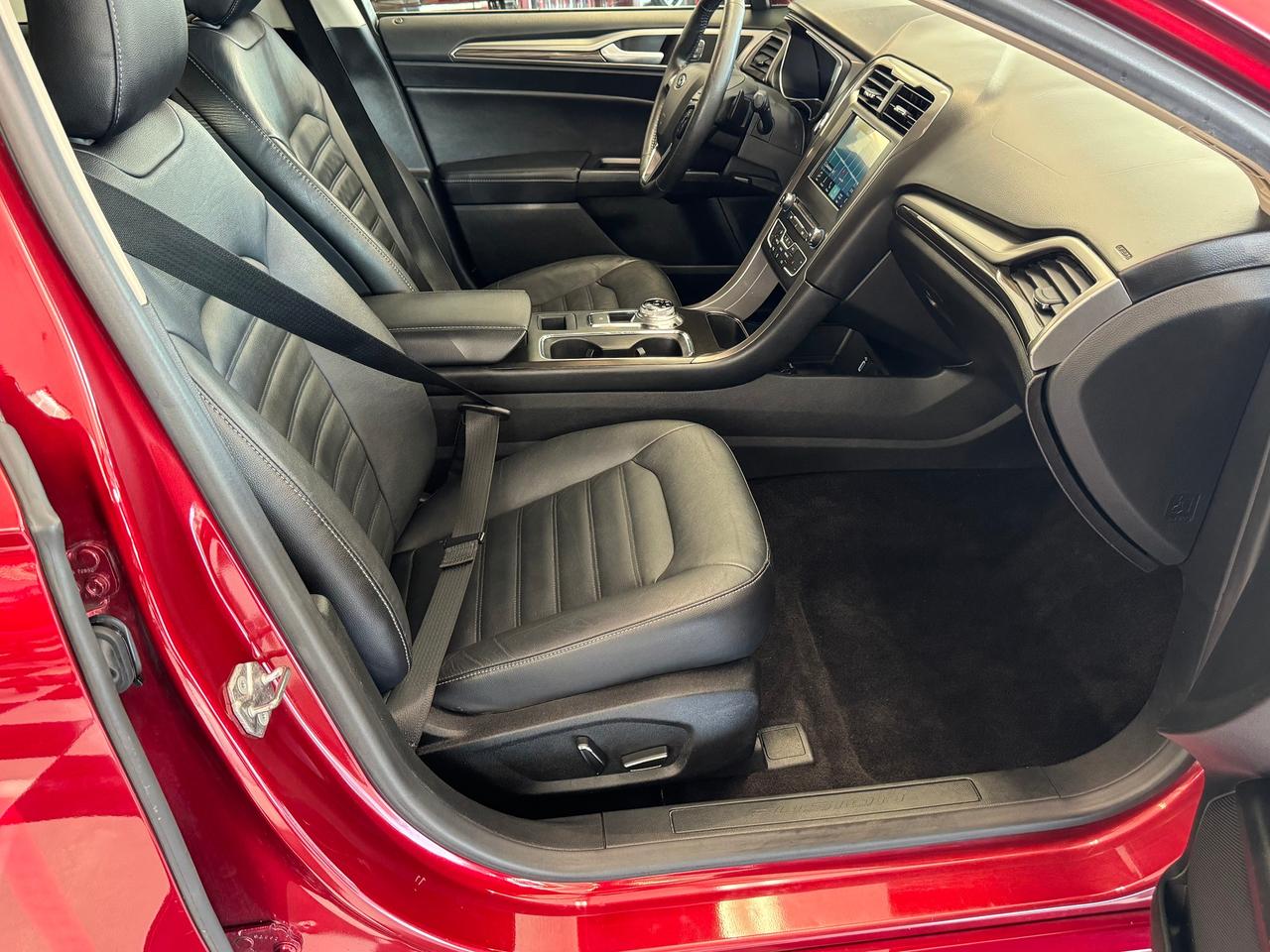 2017 Ford Fusion SE AWD+Leather+Roof+GPS+New Tires+Brakes+ApplePlay Photo