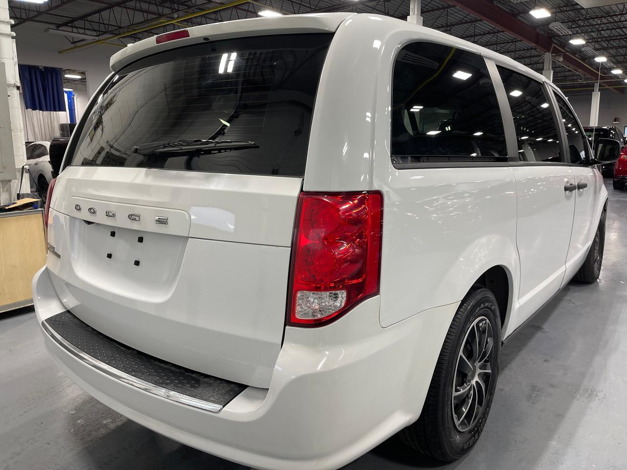 2019 Dodge Grand Caravan CANADA VALUE PACKAGE Photo4