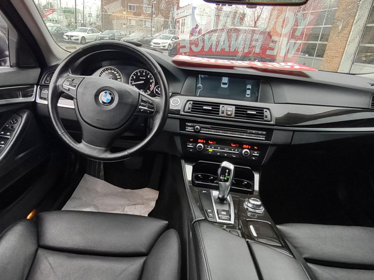 2011 BMW 5 Series 4dr Sdn 535i xDrive AWD - Photo #12