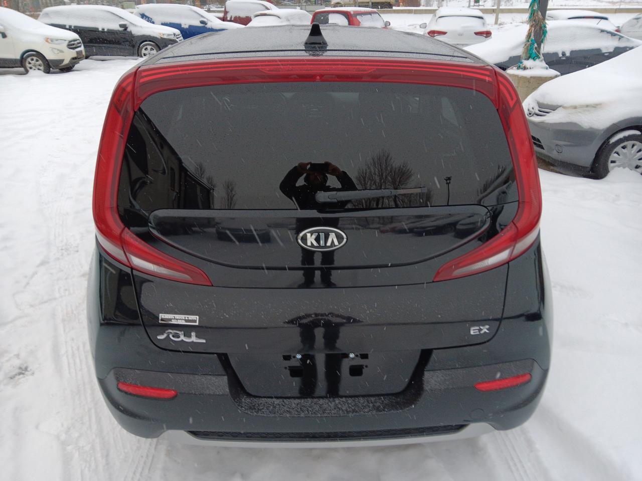 2020 Kia Soul EX+, Blindspot, Lane assist, Htd Steering & Seats, - Photo #6