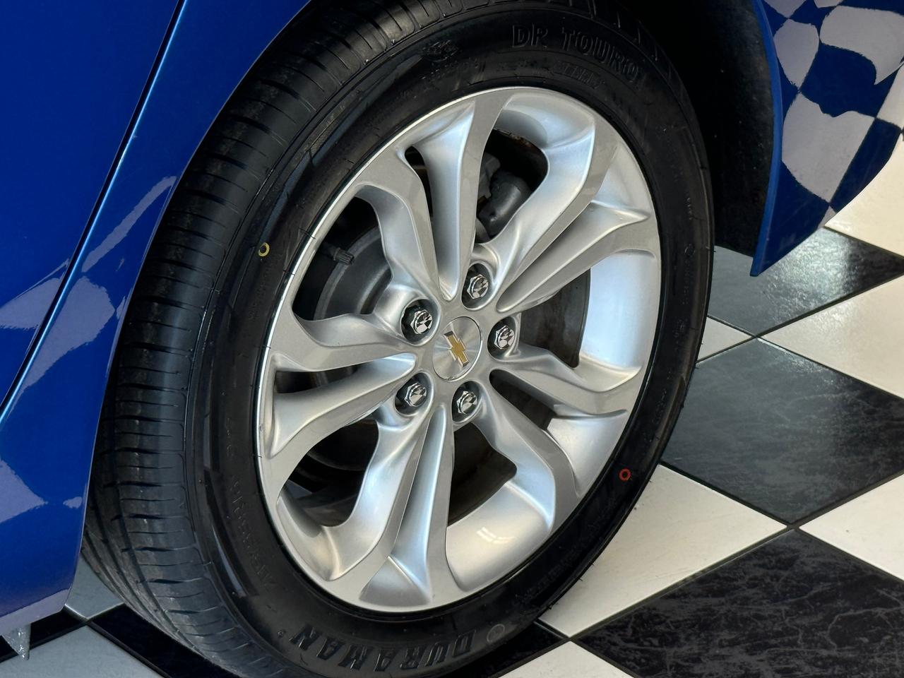 2019 Chevrolet Cruze LT+New Tires+Remote Start+Blind Spot+CLEAN CARFAX Photo