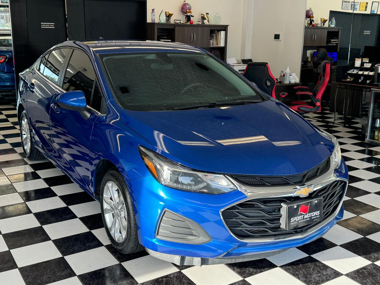 2019 Chevrolet Cruze LT+New Tires+Remote Start+Blind Spot+CLEAN CARFAX Photo
