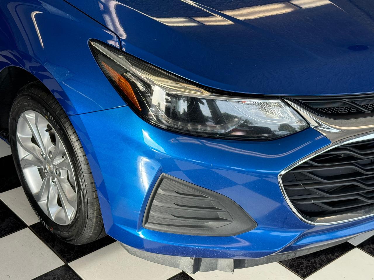 2019 Chevrolet Cruze LT+New Tires+Remote Start+Blind Spot+CLEAN CARFAX Photo