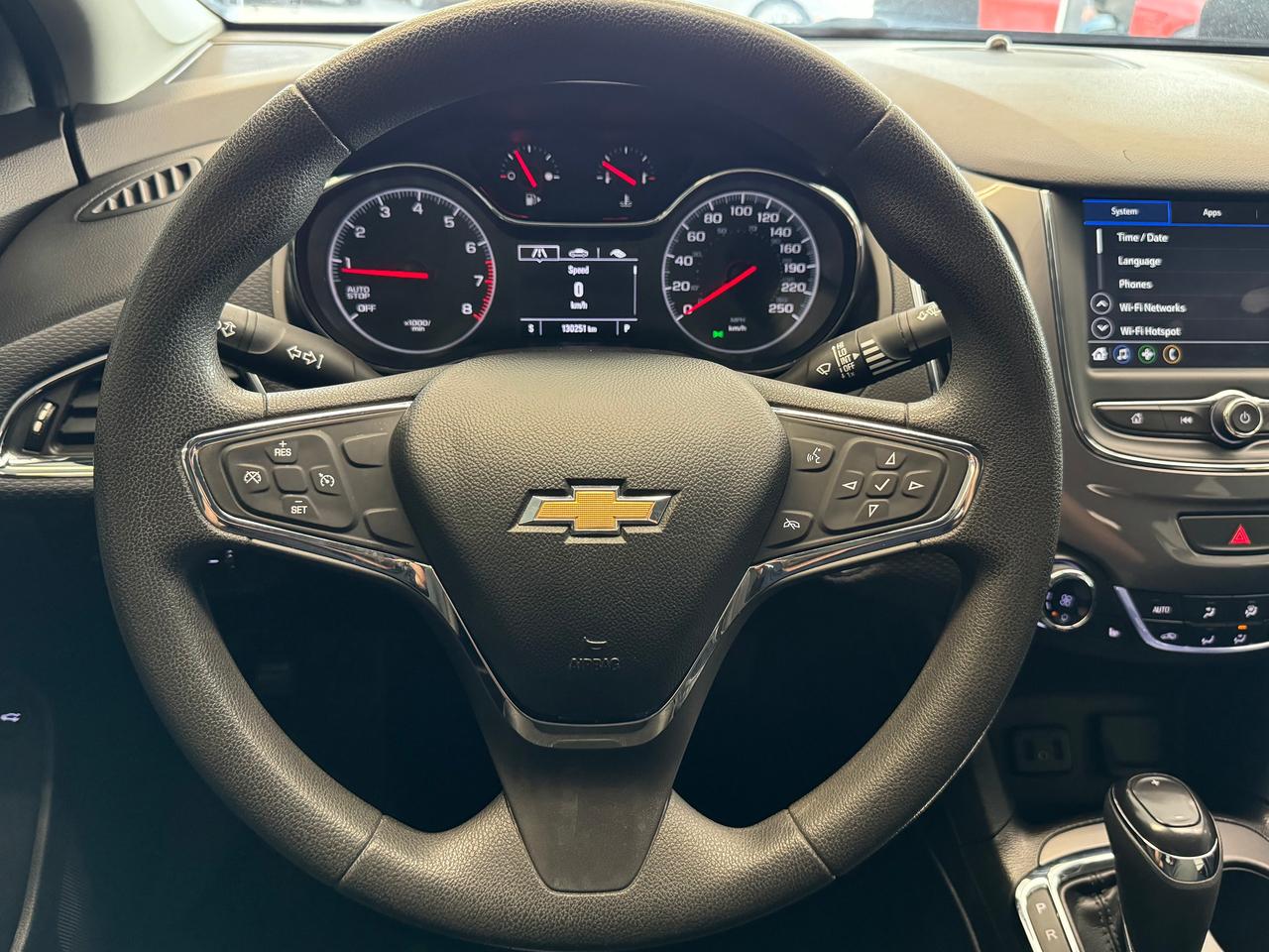 2019 Chevrolet Cruze LT+New Tires+Remote Start+Blind Spot+CLEAN CARFAX Photo