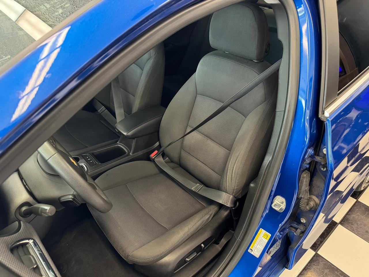 2019 Chevrolet Cruze LT+New Tires+Remote Start+Blind Spot+CLEAN CARFAX Photo