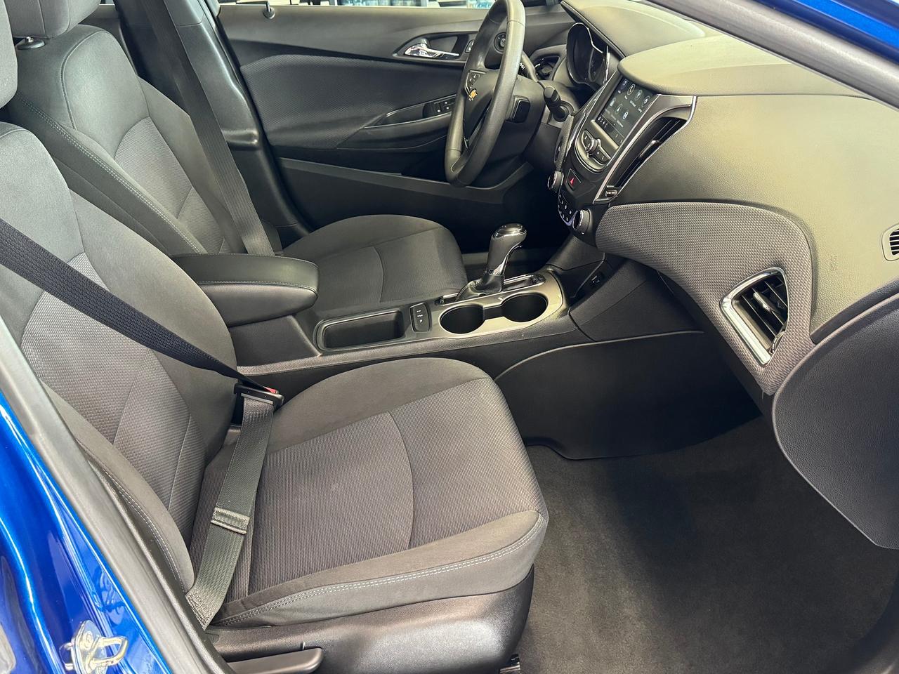 2019 Chevrolet Cruze LT+New Tires+Remote Start+Blind Spot+CLEAN CARFAX Photo