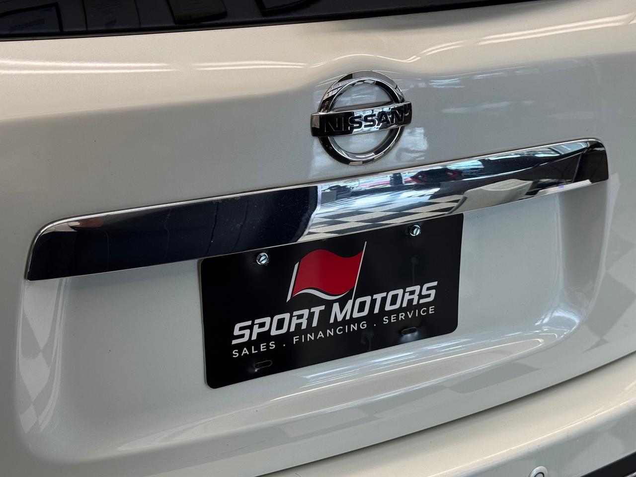 2016 Nissan Pathfinder SV AWD 7 Passenger+New Tires+Camera+Heated Seats Photo