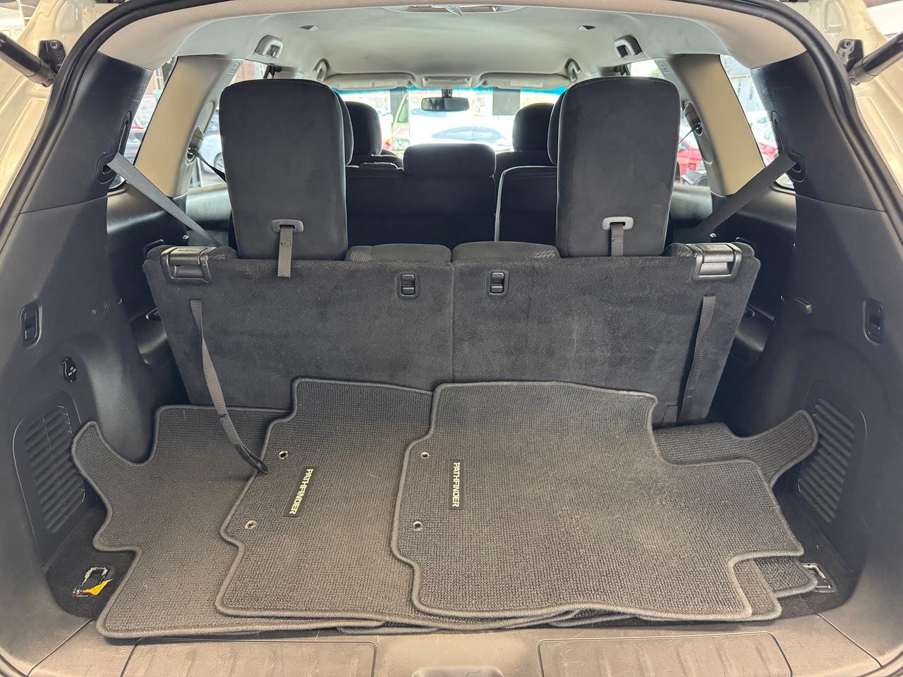 2016 Nissan Pathfinder SV AWD 7 Passenger+New Tires+Camera+Heated Seats Photo