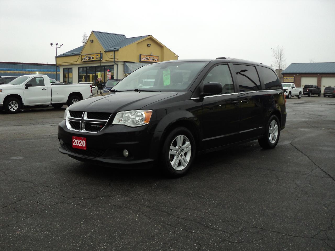 Used 2020 Dodge Grand Caravan CREW PLUS 7Seater LeatherHeated DVD 3.6L Stow-N-Go for sale in Brantford, ON