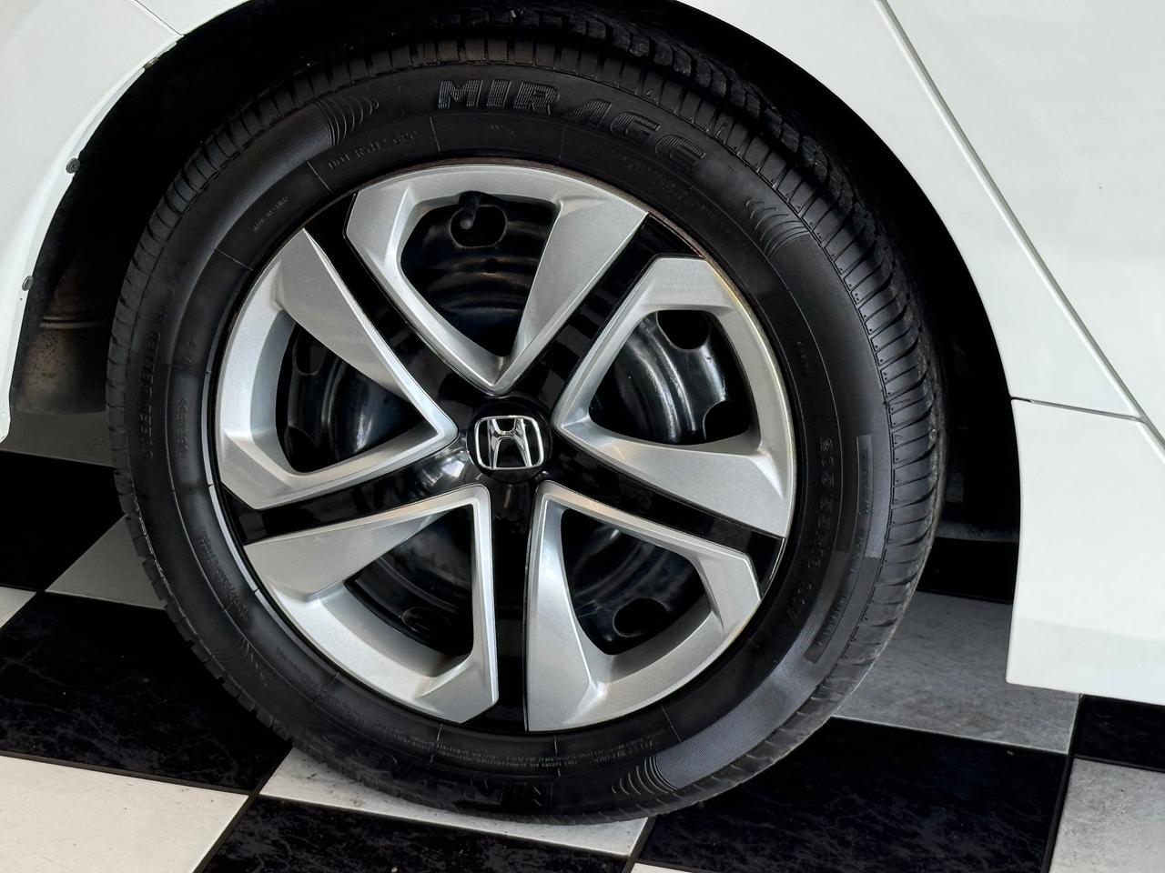 2016 Honda Civic LX+New Brakes+Camera+ApplePlay+A/C+Heated Seats Photo