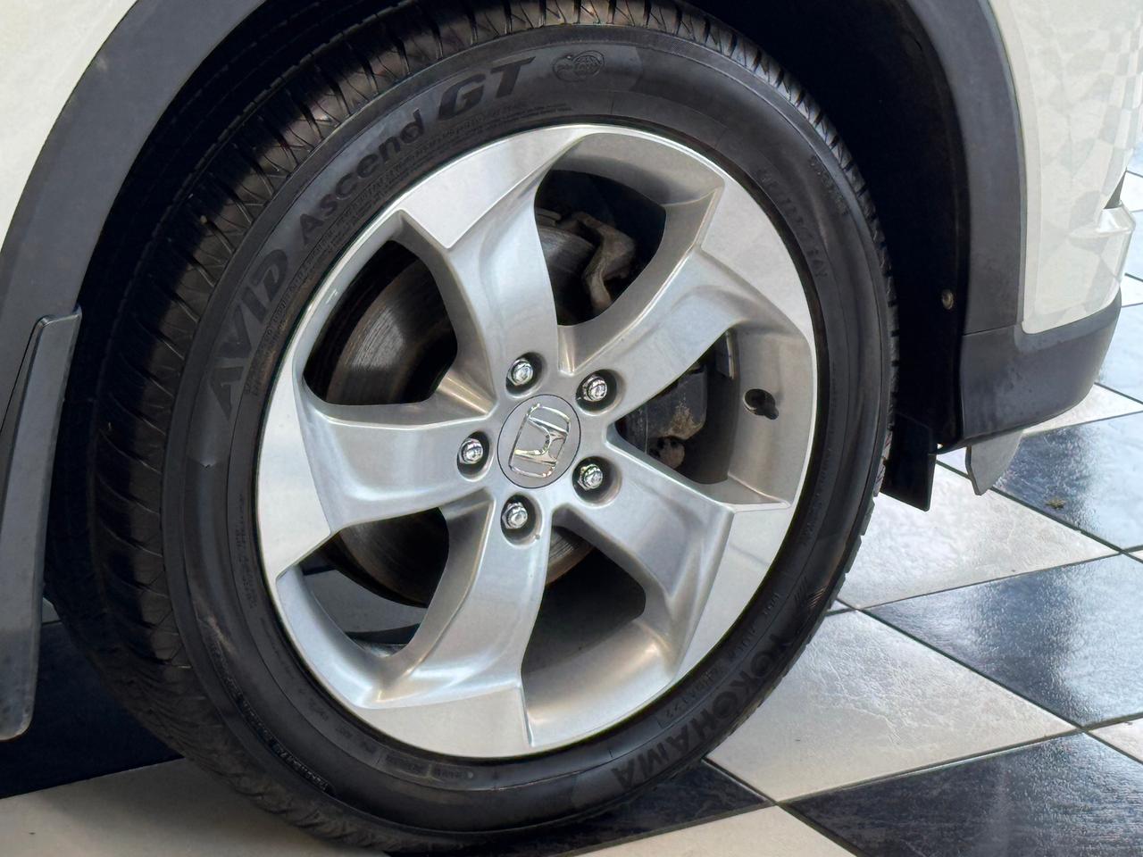 2016 Honda HR-V LX+Camera+Heated Seats+A/C+CLEAN CARFAX Photo