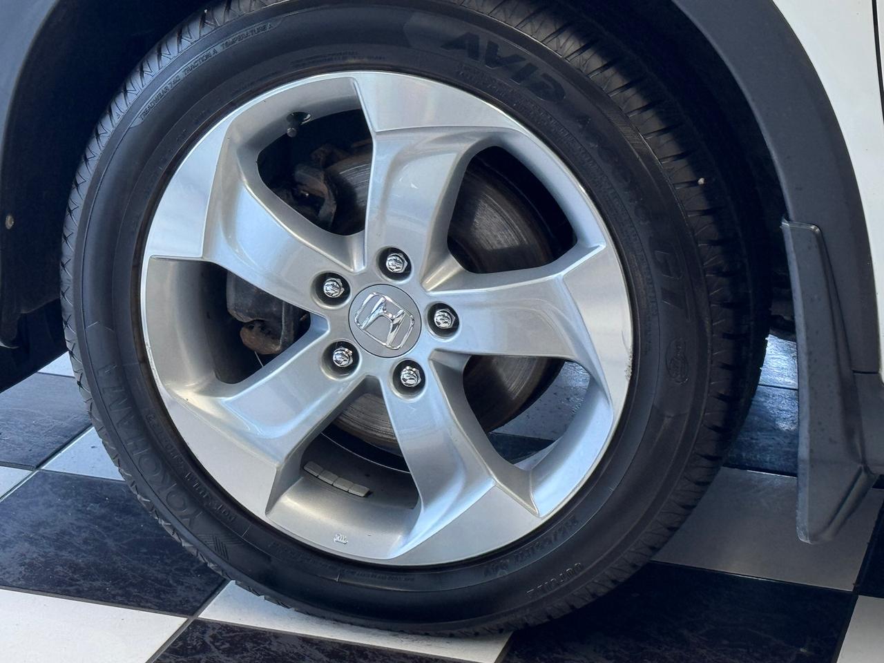 2016 Honda HR-V LX+Camera+Heated Seats+A/C+CLEAN CARFAX Photo