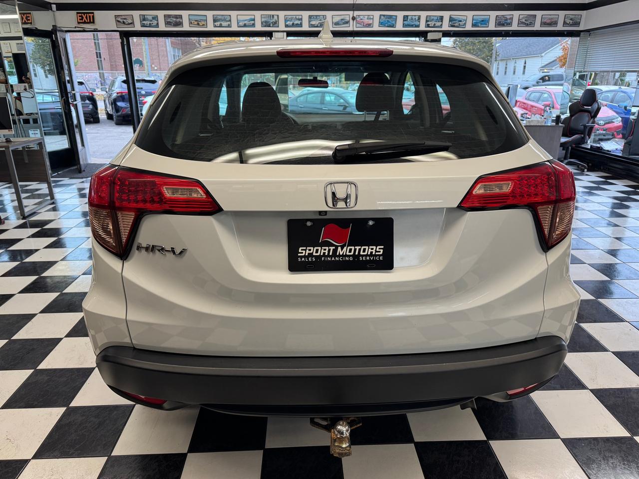 2016 Honda HR-V LX+Camera+Heated Seats+A/C+CLEAN CARFAX Photo