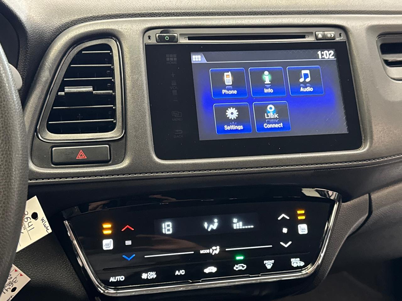 2016 Honda HR-V LX+Camera+Heated Seats+A/C+CLEAN CARFAX Photo